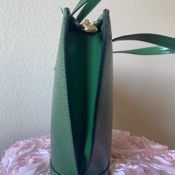 Louis Vuitton Epi Green St Jacques PM - Picture 4 of 9